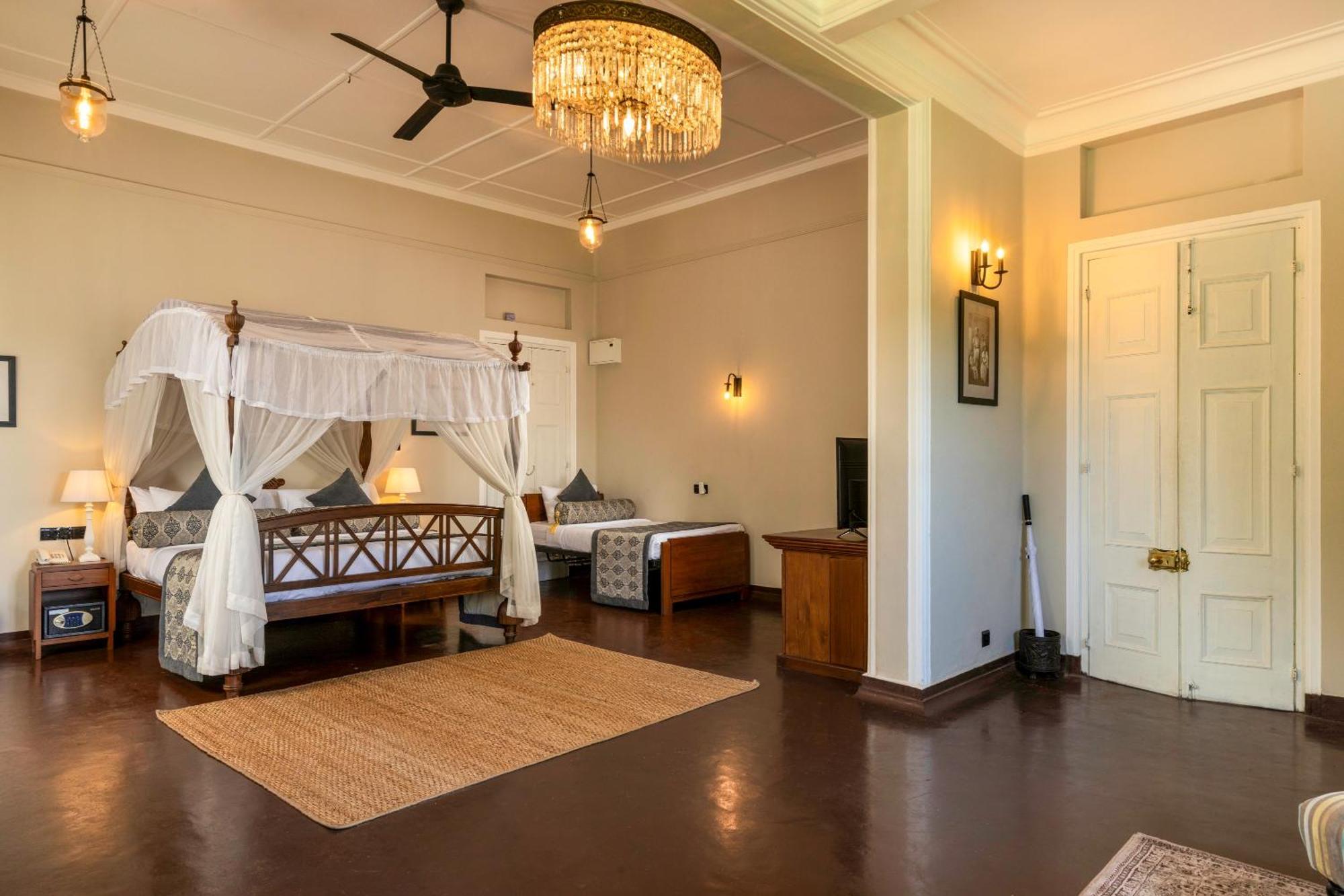 Castle Hill Bungalow Канді Екстер'єр фото